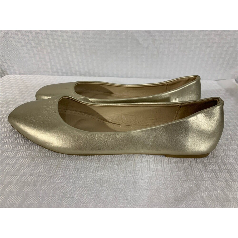 Musshoe Gold Ballet Flats Womens 9 Slip On NWOT
